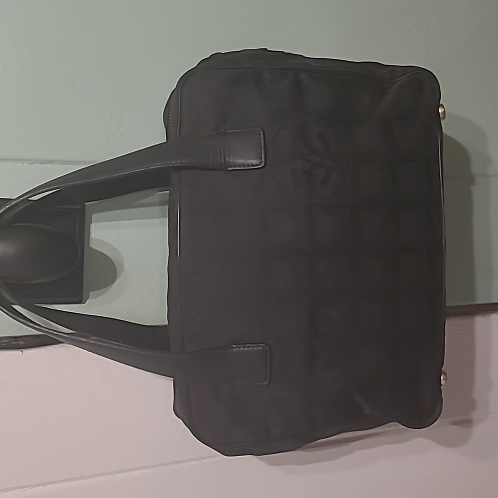 BLACK Chanel travel line hand bag tote W/COA Sunday Sale Today only - Picture 5 of 15